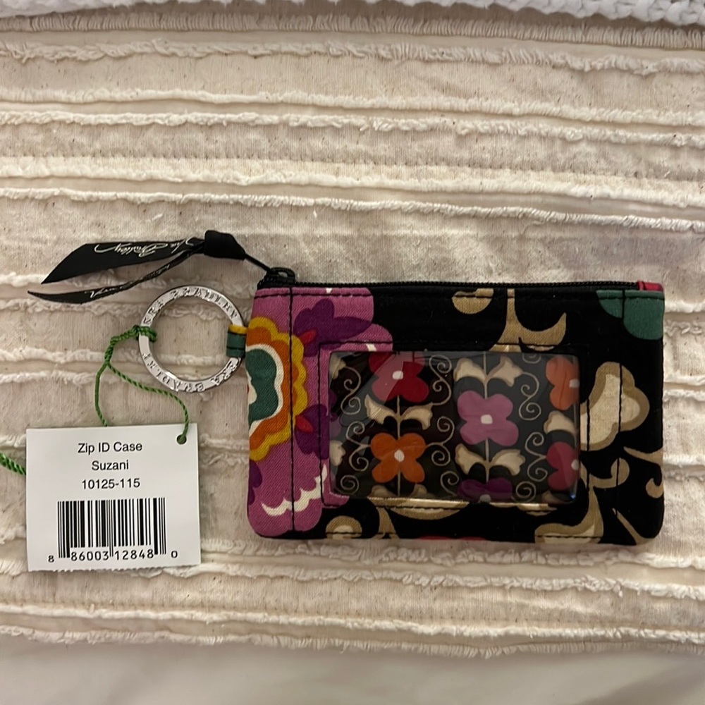 NWT. Vera Bradley Card Case
